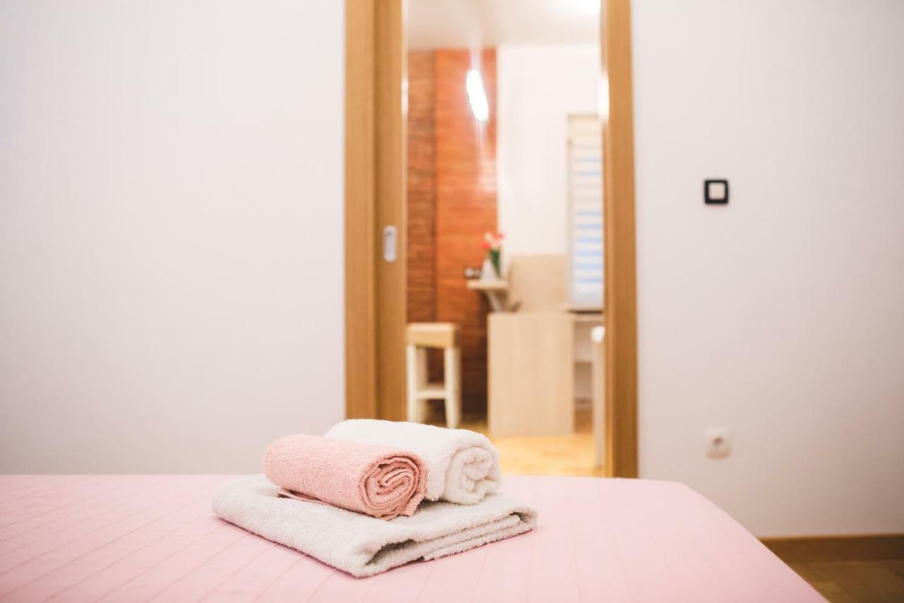 Clyra Apartment City Centar Zagreb Exterior photo